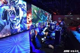 HoYoverse下一代旗舰产品亮相：蔡浩宇带队研发，沉浸式叙事与写实画风